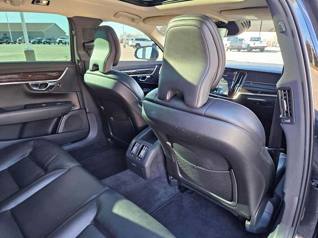 Used 2019 Volvo S90 T5 Momentum image 25
