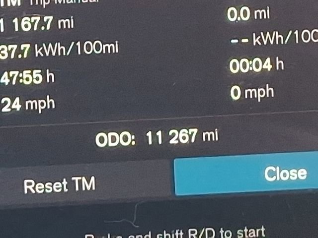 Used 2023 Volvo C40 P8 Recharge Plus w/ Climate Package image 26