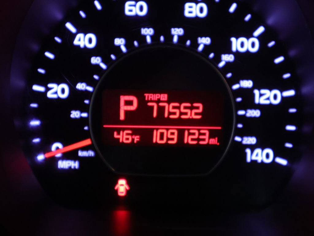 Used 2015 Kia Soul + image 36