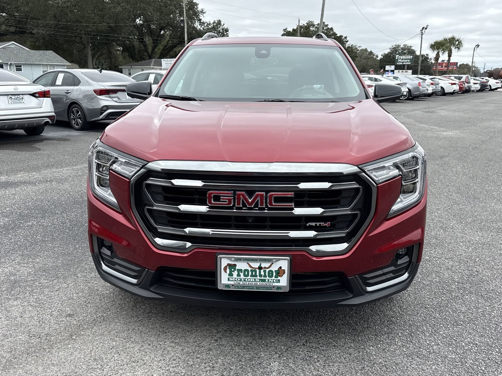 Used 2024 GMC Terrain AT4 w/ Infotainment Package II image 8