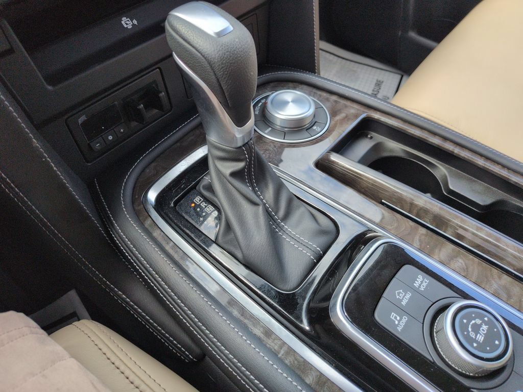 Used 2024 Nissan Armada Platinum w/ Captain's Chairs Package AWD/4WD image 24