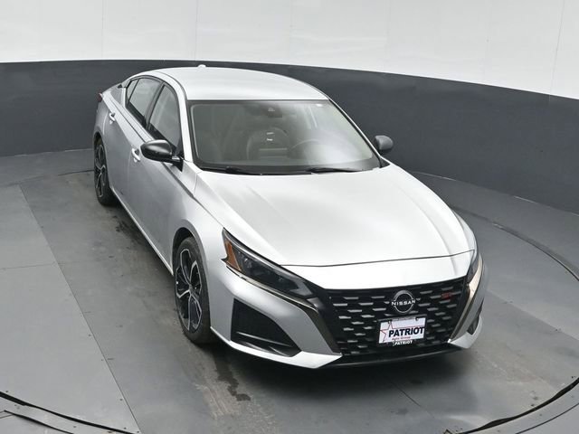 Used 2023 Nissan Altima 2.5 SR image 37