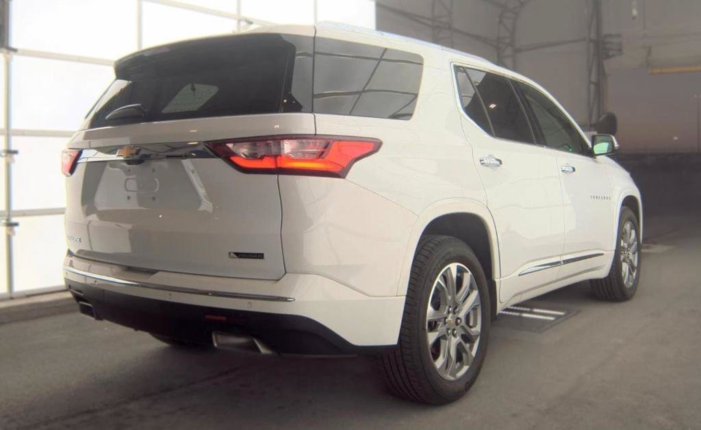Used 2018 Chevrolet Traverse Premier FWD image 8