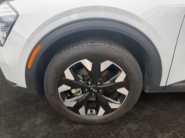 Certified 2024 Kia Sportage X-Line w/ X-Line Premium Package AWD/4WD image 11