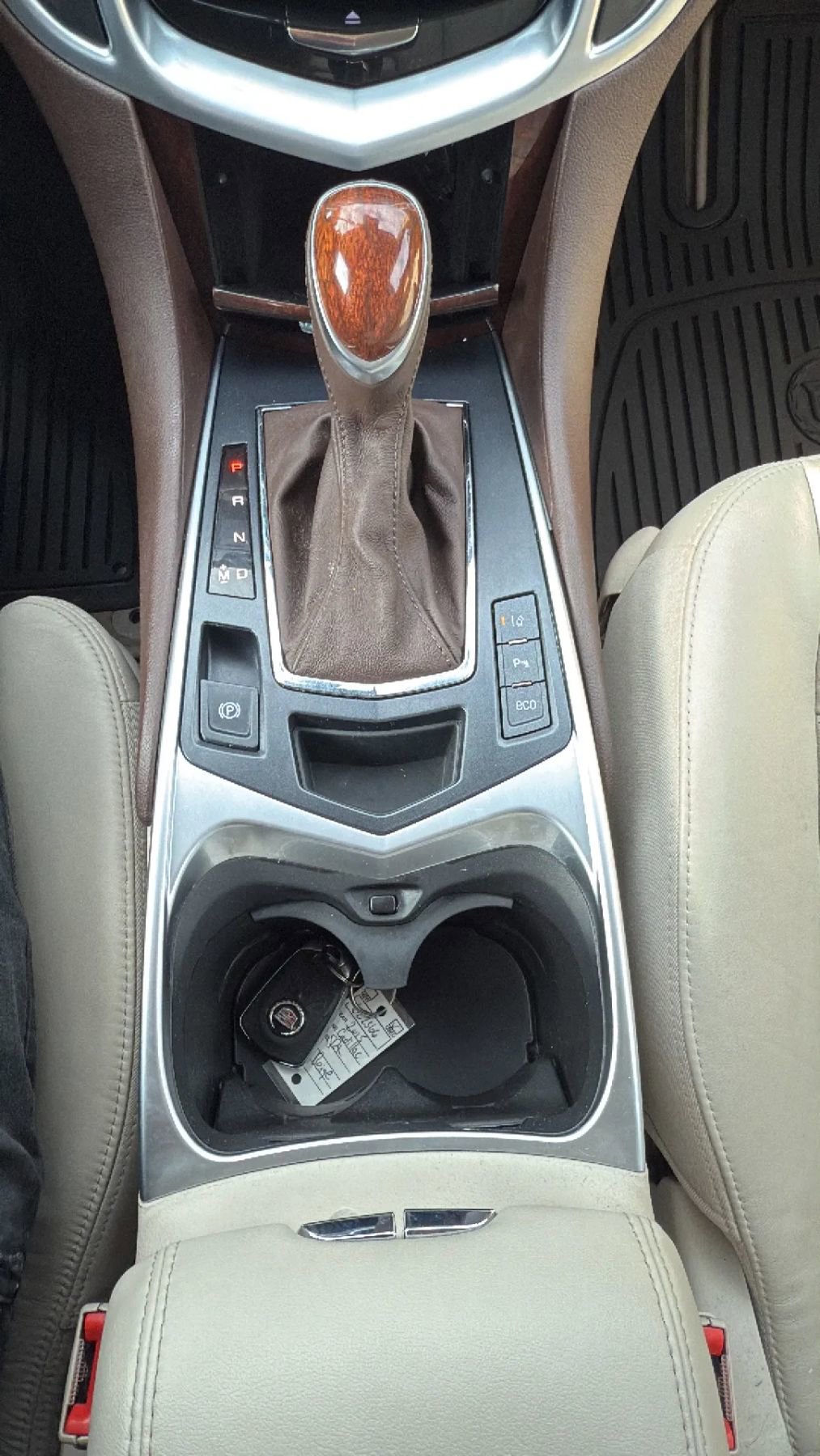 Used 2015 Cadillac SRX Luxury w/ Driver Awareness Package image 20