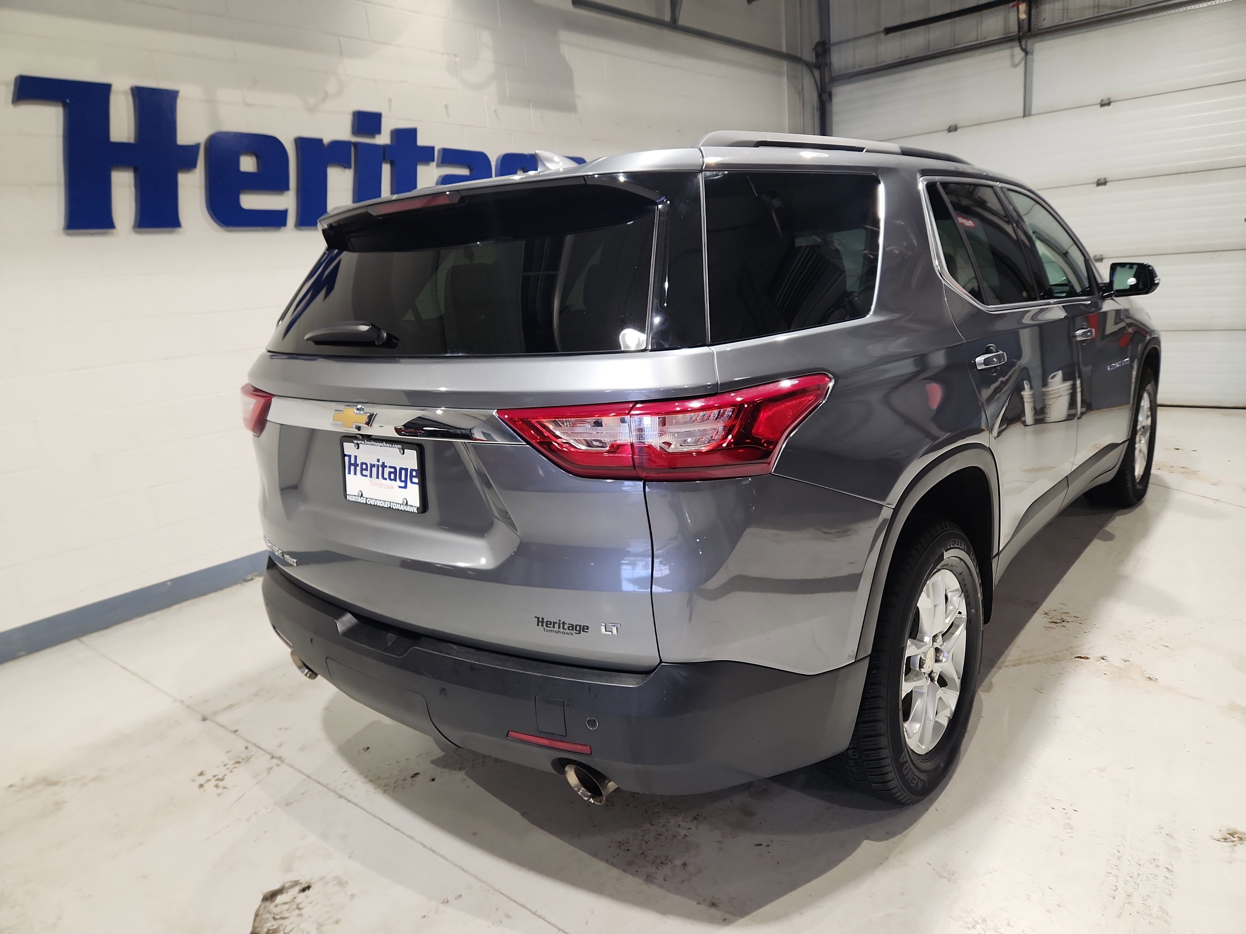 Used 2020 Chevrolet Traverse LT w/ LPO, Floor Liner Package image 25