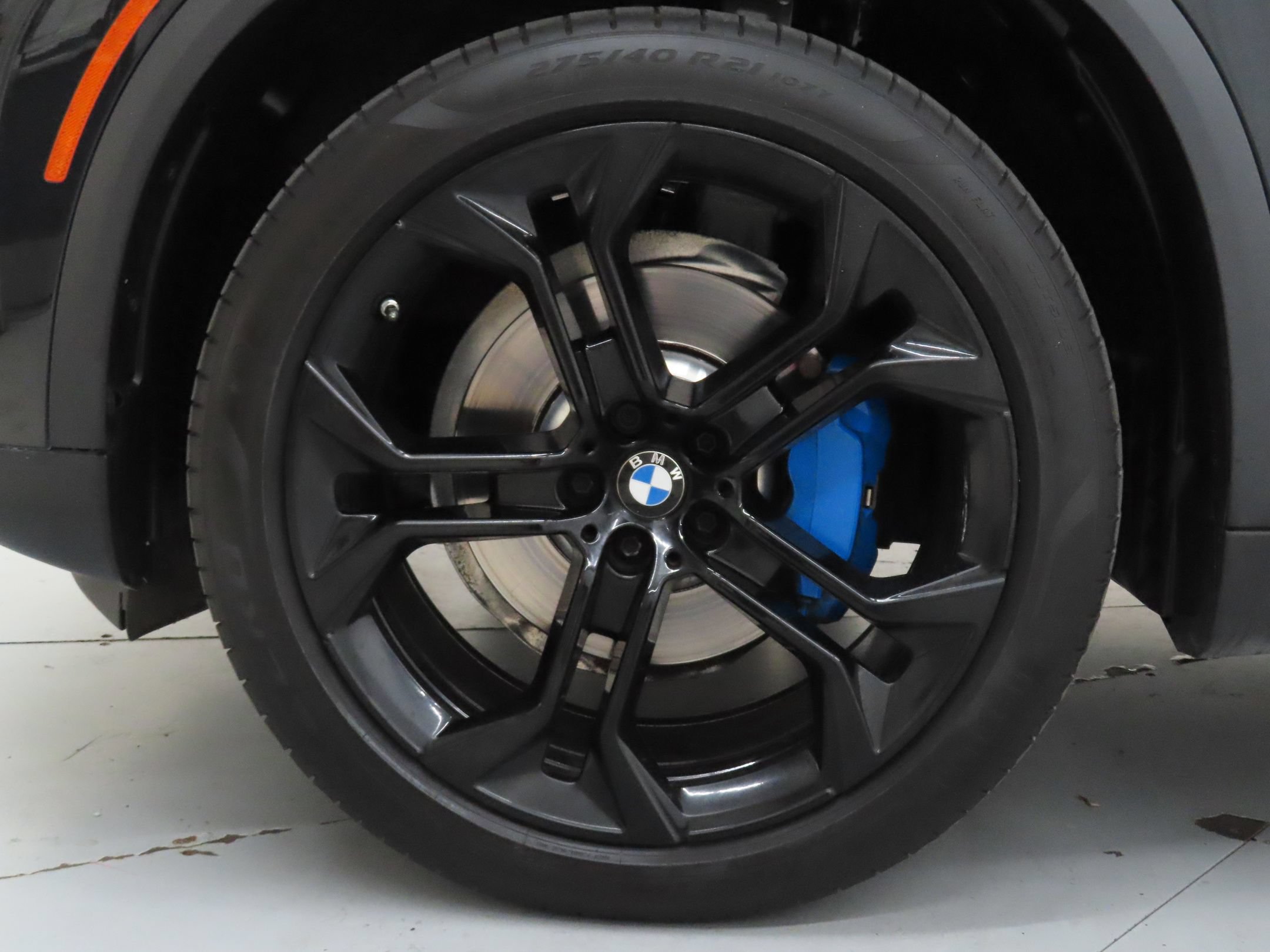 Used 2023 BMW X5 xDrive40i w/ Premium Package AWD/4WD image 29