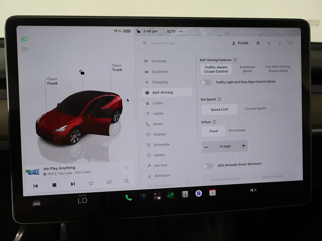 Used 2023 Tesla Model Y Long Range AWD/4WD image 40