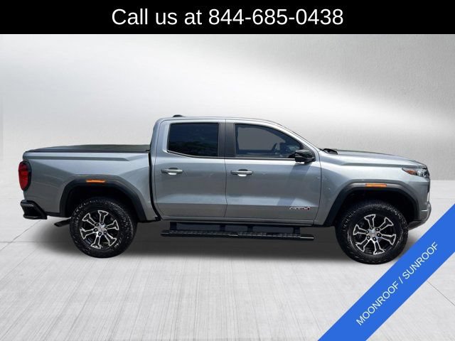 Used 2024 GMC Canyon AT4 w/ AT4 Premium Package AWD/4WD image 4