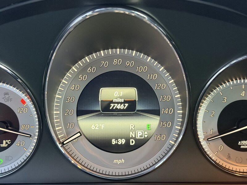 Used 2015 Mercedes-Benz GLK 350 4MATIC image 14