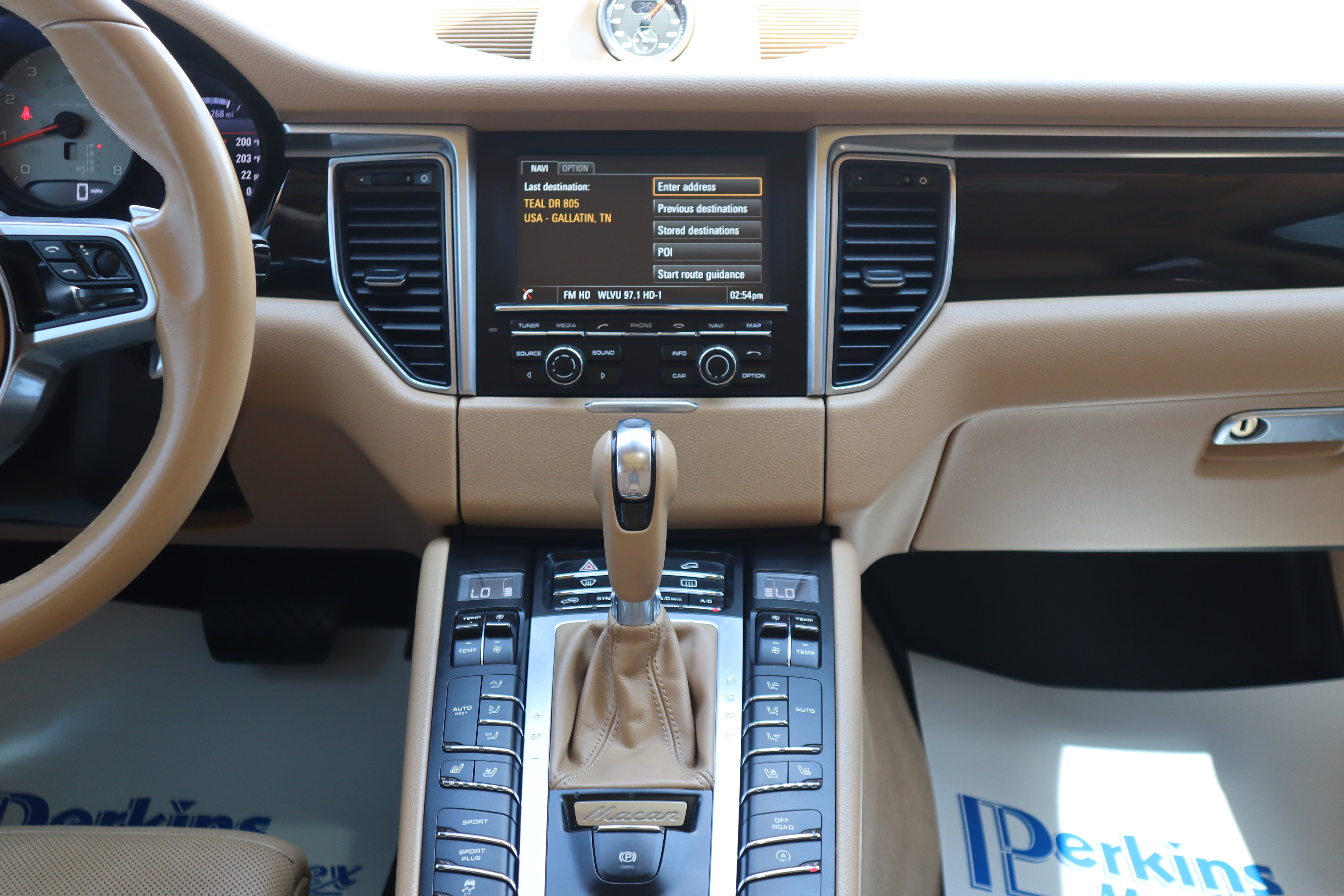 Used 2015 Porsche Macan S AWD/4WD image 14