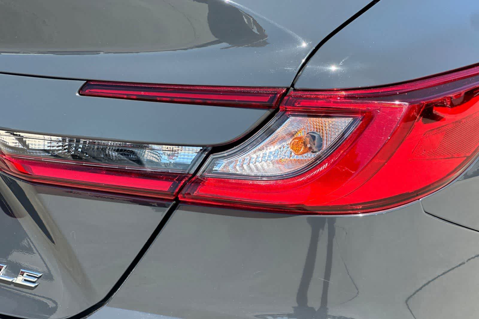 Used 2025 Toyota Camry LE FWD image 34