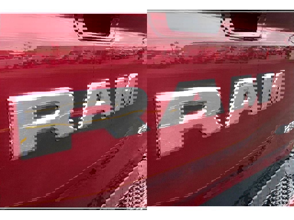 Used 2025 RAM 1500 Tungsten w/ Off Road Group image 33