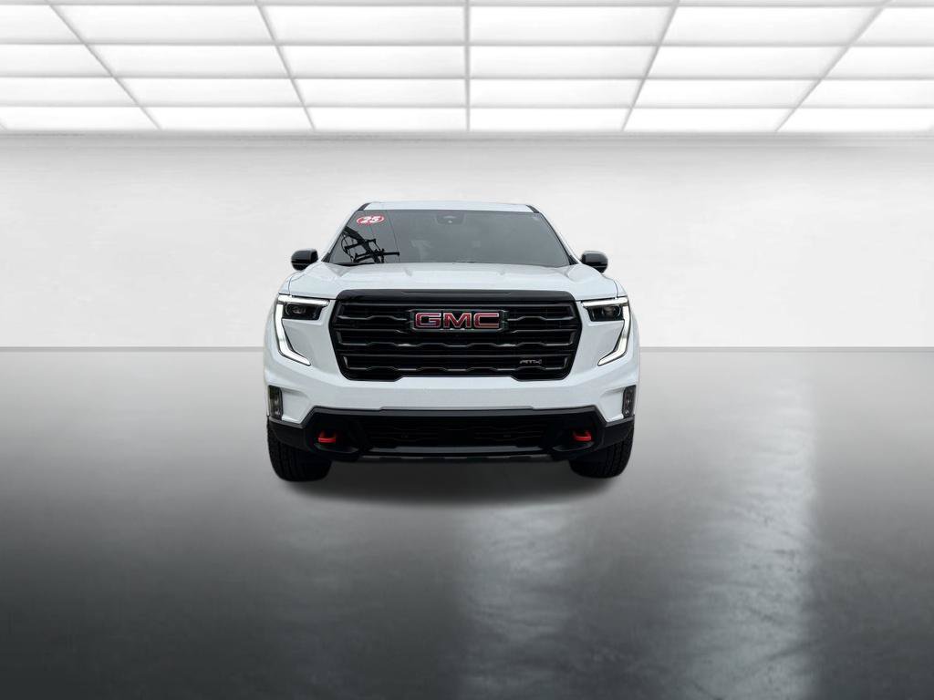 Used 2025 GMC Acadia AT4 w/ LPO, Floor Liner Package AWD/4WD image 10