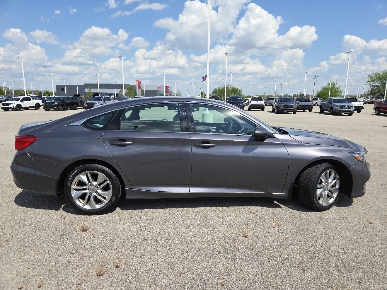 Used 2018 Honda Accord LX image 16
