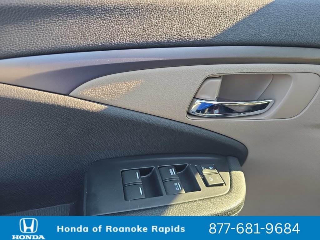 Used 2019 Honda Ridgeline RTL-T image 11