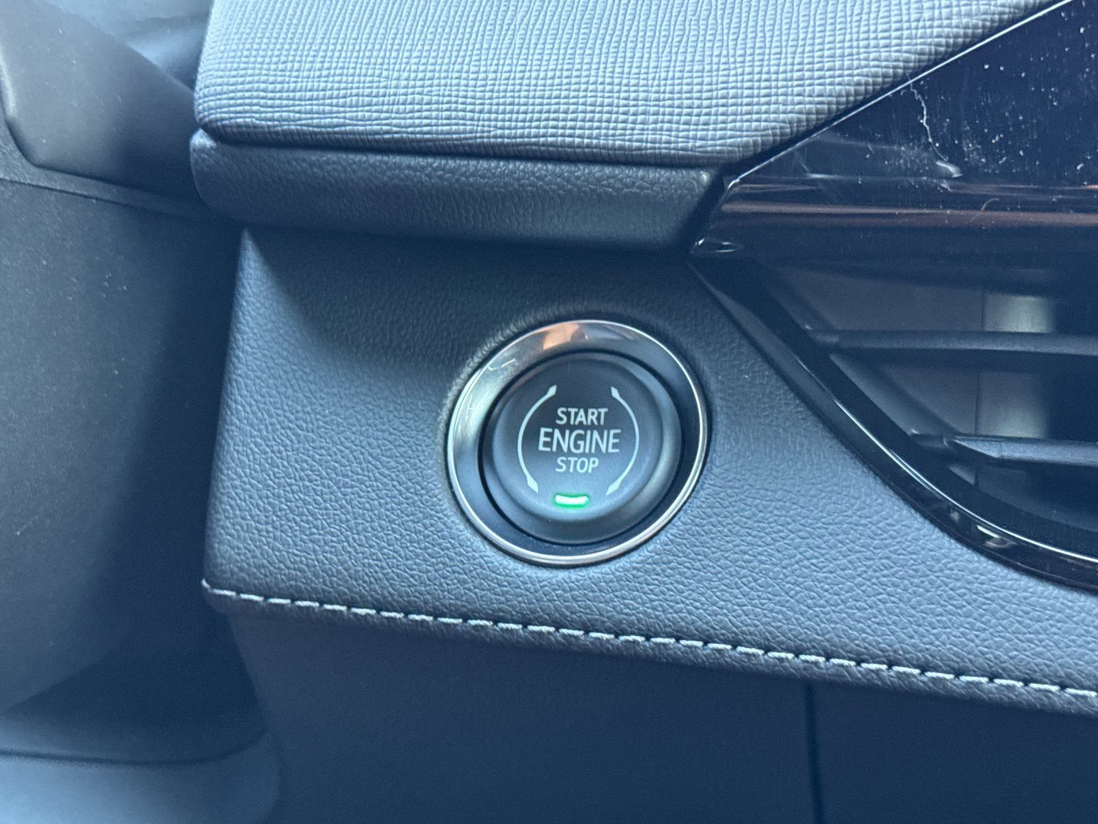 New 2026 Buick Enclave Preferred w/ Power Package FWD image 22