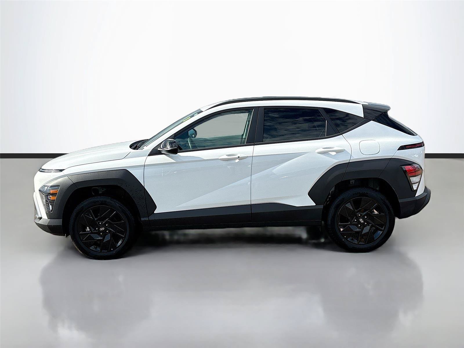 Certified 2026 Hyundai Kona SEL Sport AWD/4WD image 8