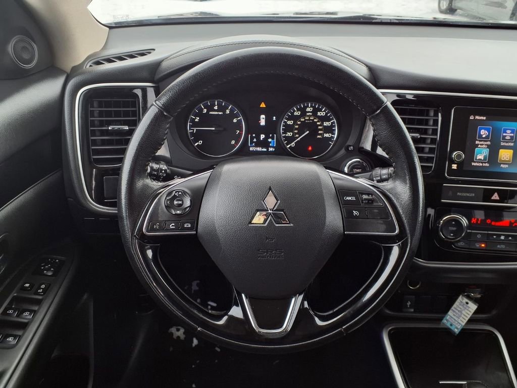Used 2019 Mitsubishi Outlander FWD image 19