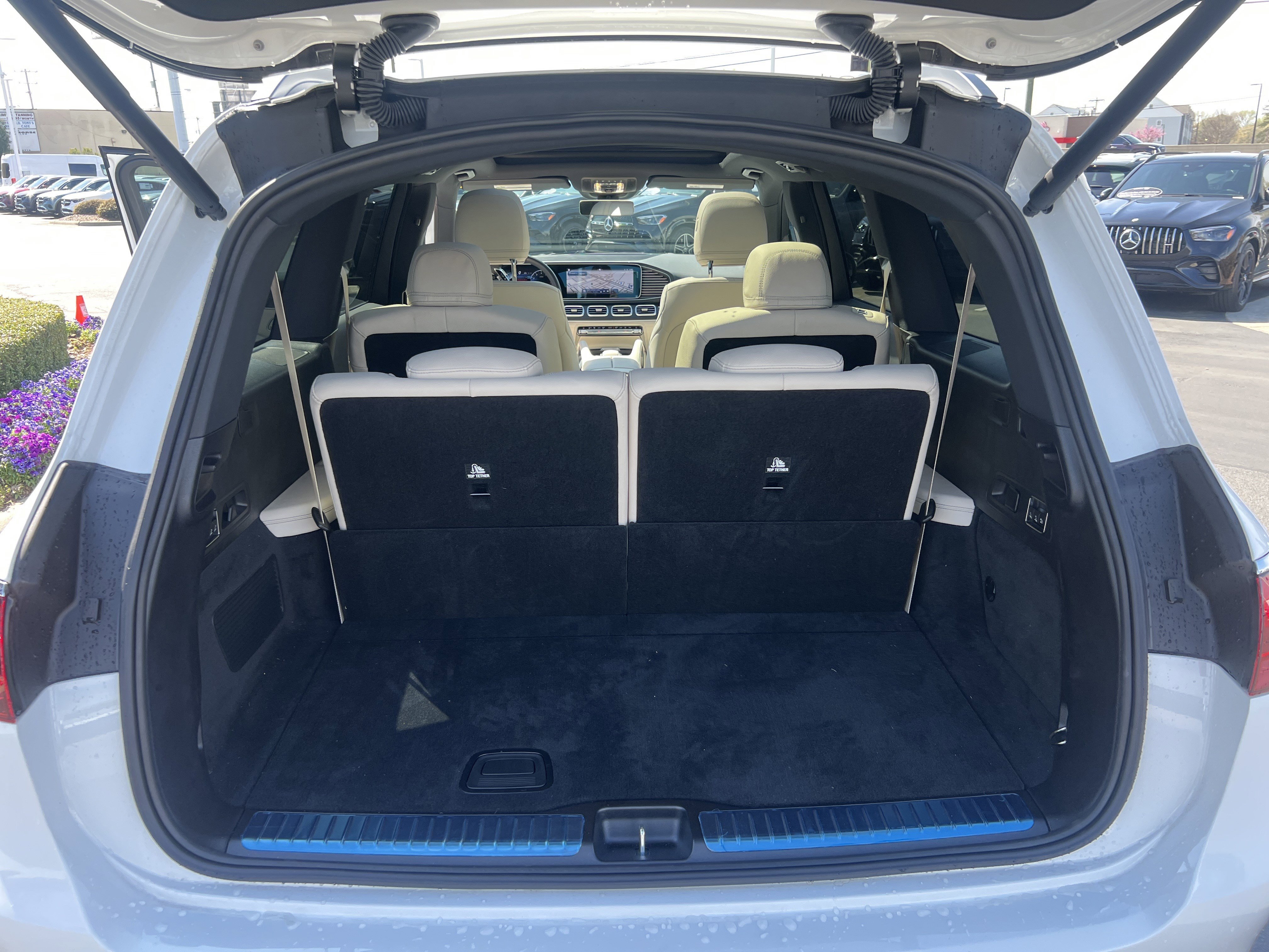 Certified 2025 Mercedes-Benz GLS 450 4MATIC image 34