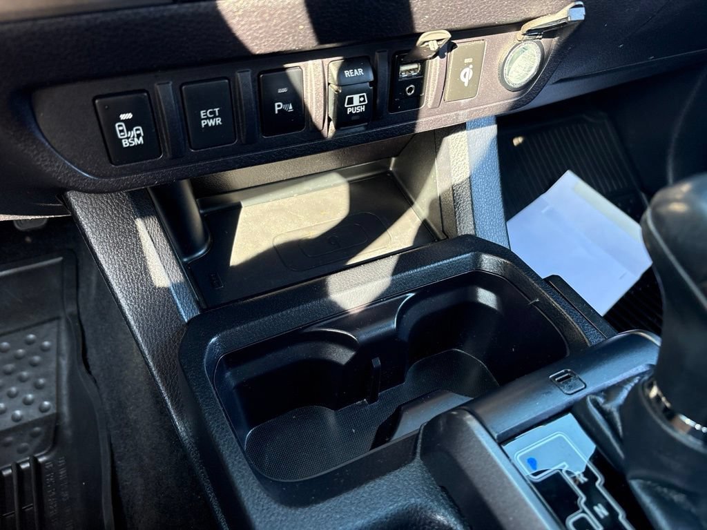 Used 2019 Toyota Tacoma TRD Sport w/ Technology Package AWD/4WD image 26