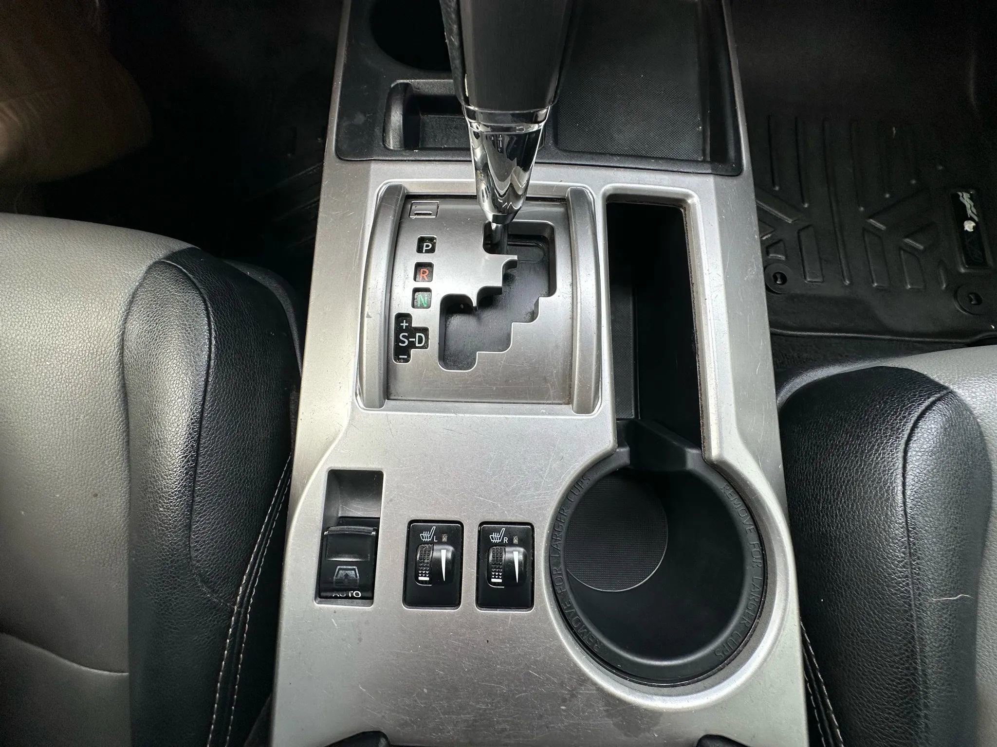 Used 2014 Toyota 4Runner SR5 Premium image 26