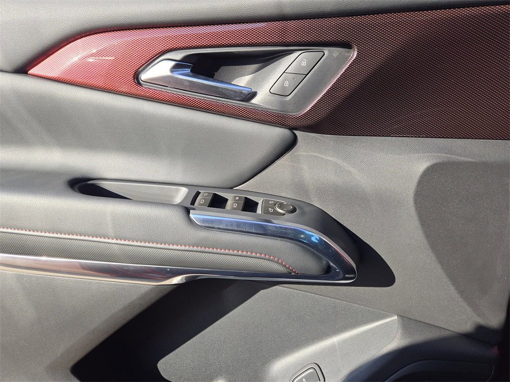 New 2026 Chevrolet Traverse Z71 w/ Driver Confidence Package image 12