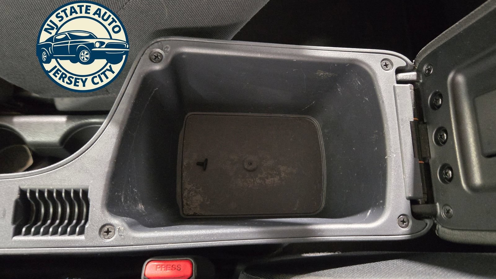 Used 2021 Nissan Versa S FWD image 19
