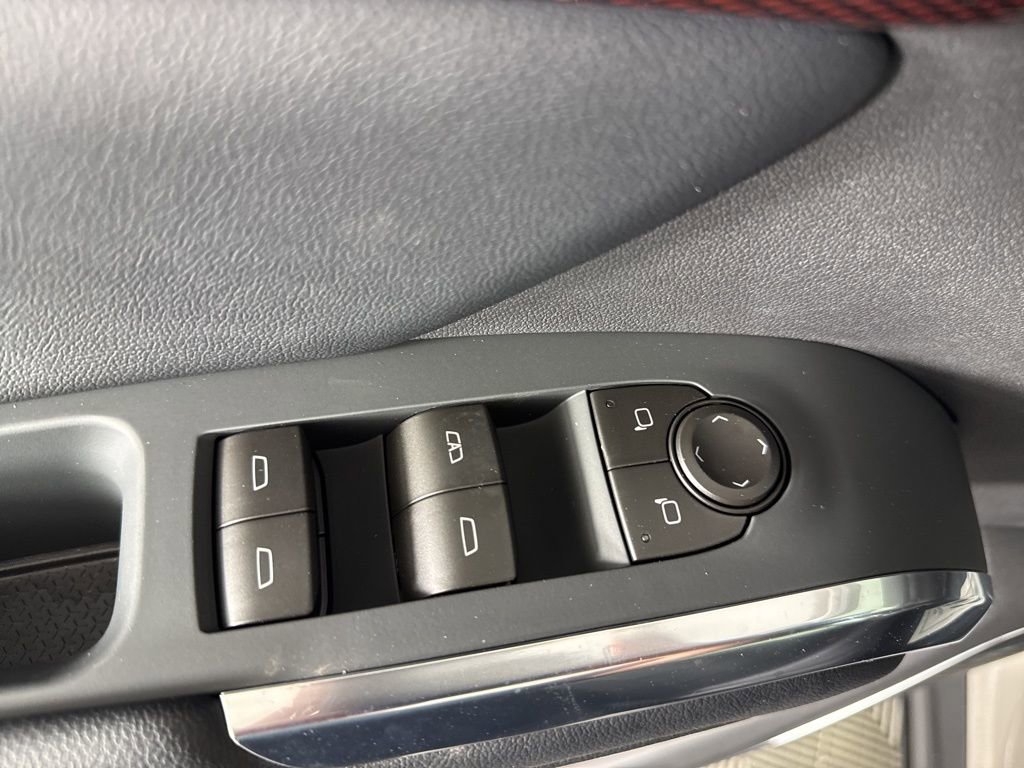New 2026 Chevrolet Traverse Z71 AWD/4WD image 13
