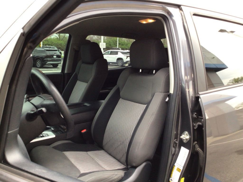 Used 2017 Toyota Tundra SR5 w/ TRD Off Road Package image 13