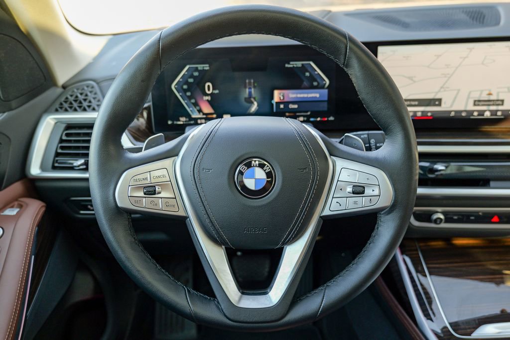Used 2024 BMW X7 xDrive40i w/ Climate Comfort Package AWD/4WD image 47