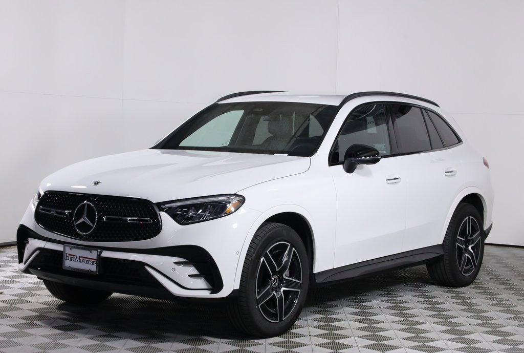 Certified 2025 Mercedes-Benz GLC 300 4MATIC image 3