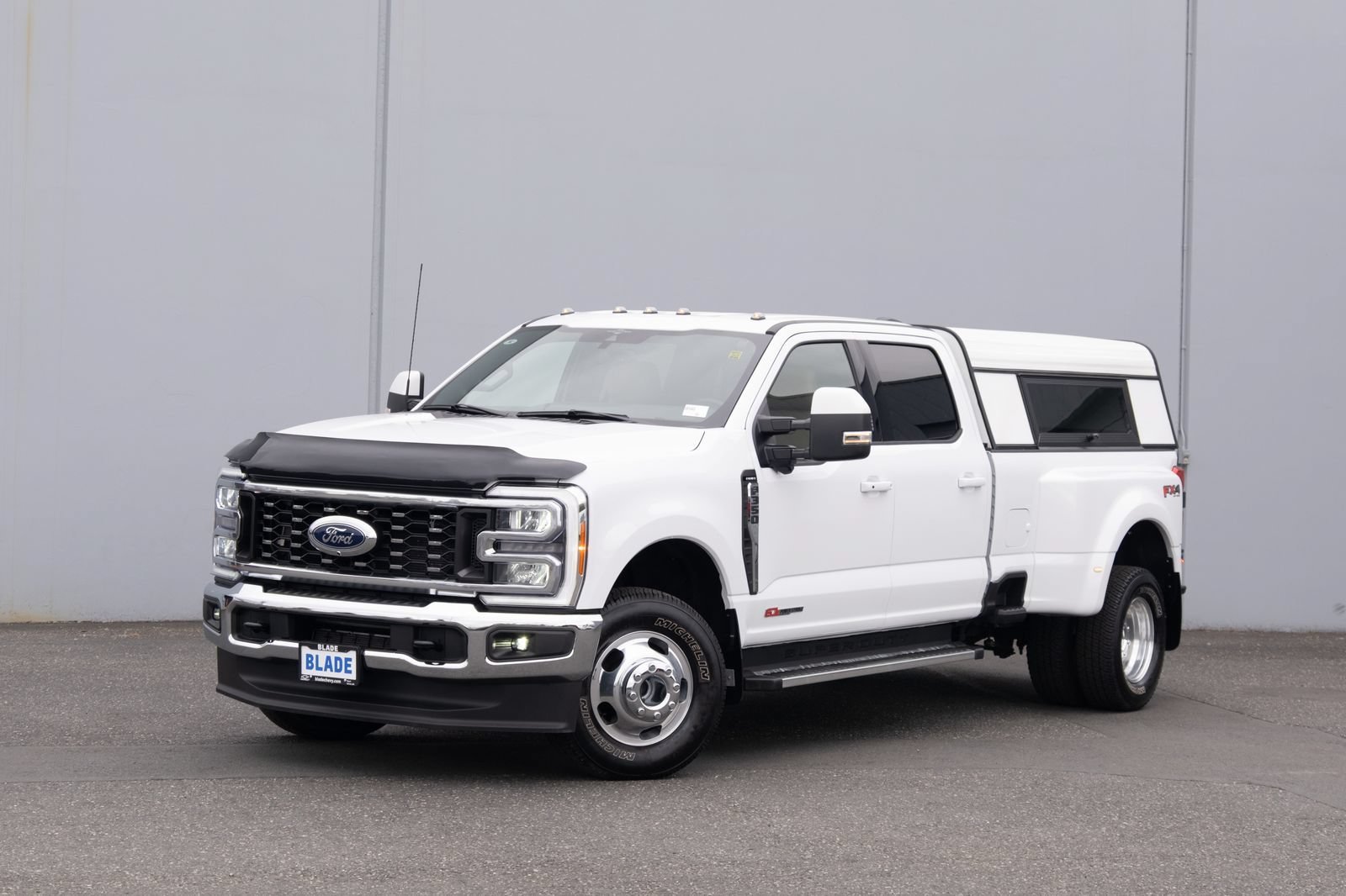 Used 2023 Ford F350 Lariat AWD/4WD image 1