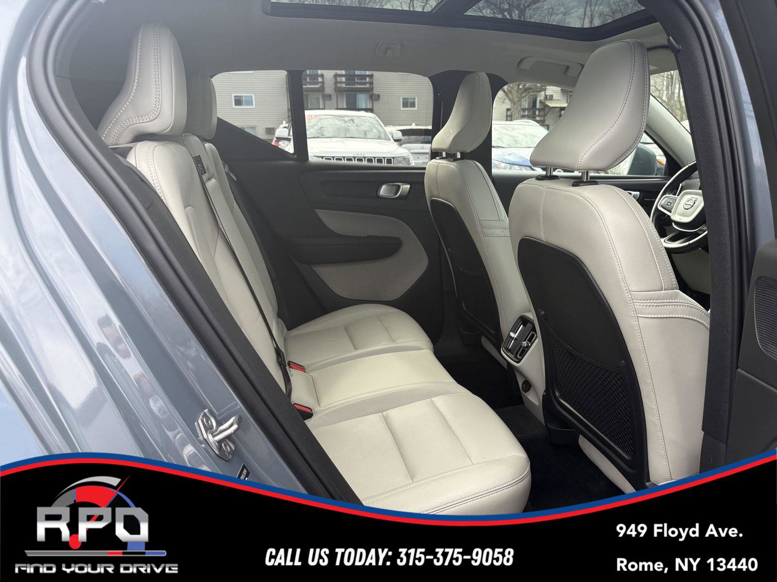 Used 2020 Volvo XC40 T5 Momentum AWD/4WD image 25