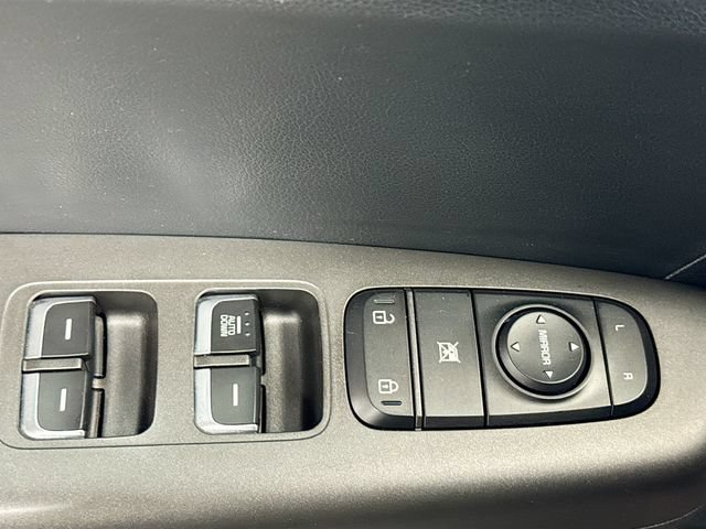 Used 2020 Kia Sportage LX AWD/4WD image 17