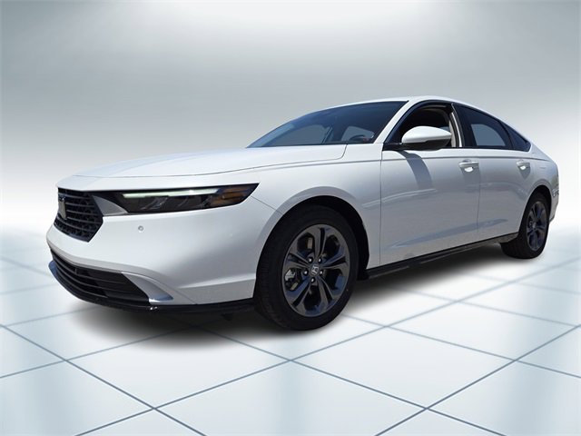 New 2025 Honda Accord EX-L image 2
