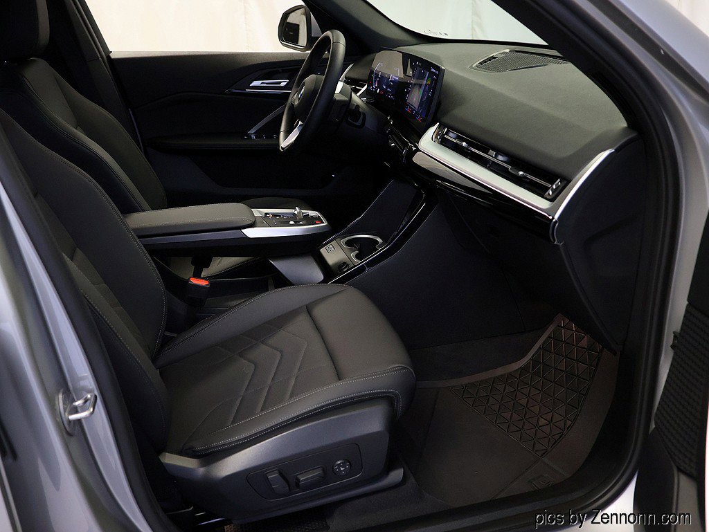 Certified 2023 BMW X1 xDrive28i w/ Convenience Package AWD/4WD image 32