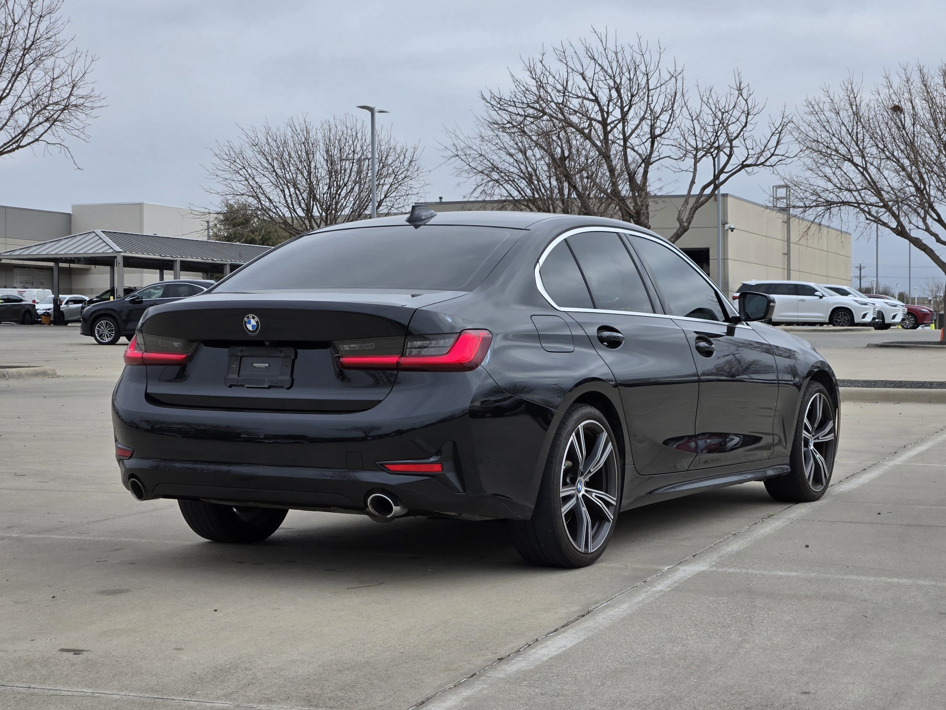 Used 2021 BMW 330i Sedan w/ Convenience Package image 2