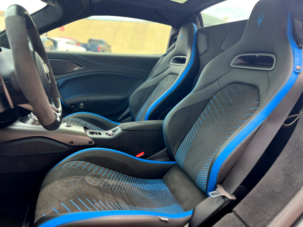 Used 2023 Maserati MC20 Spyder image 25