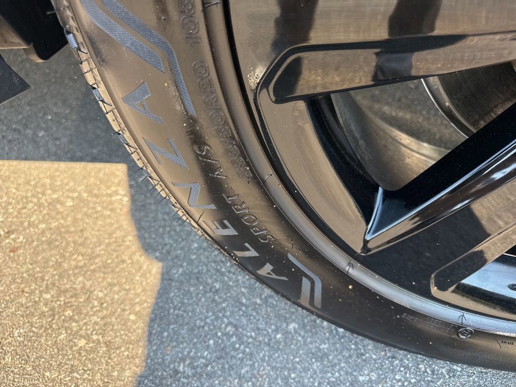 Used 2025 Honda Pilot Black Edition image 36