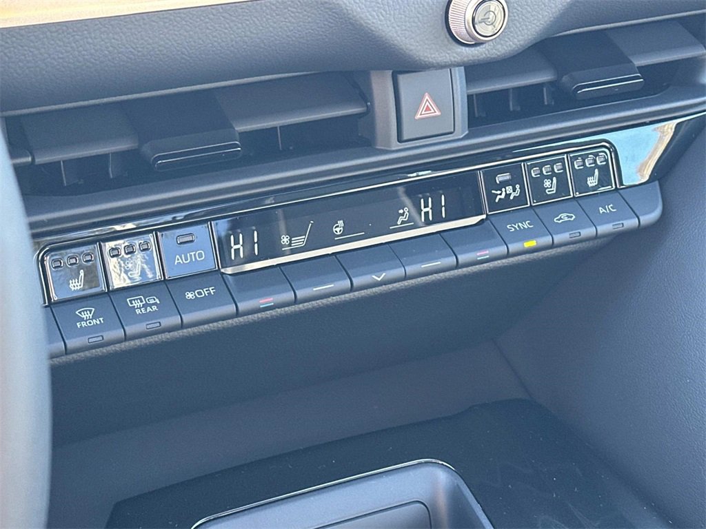 New 2026 Toyota Crown Platinum image 30