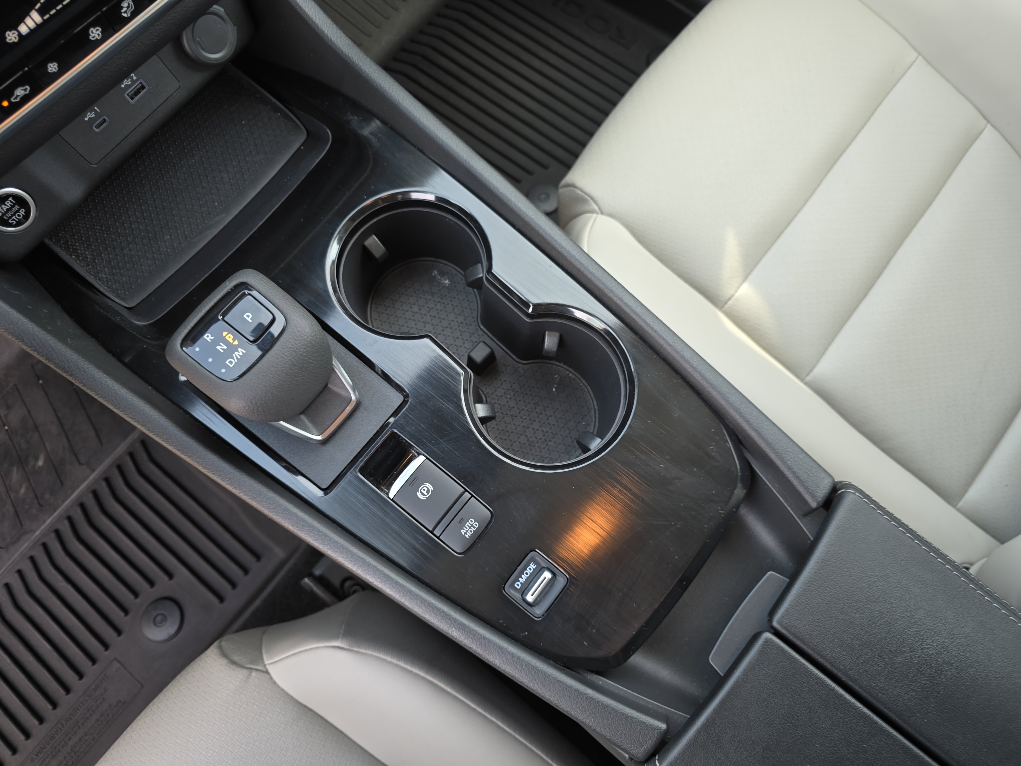 Used 2023 Nissan Rogue SV w/ SV Premium B Package FWD image 24