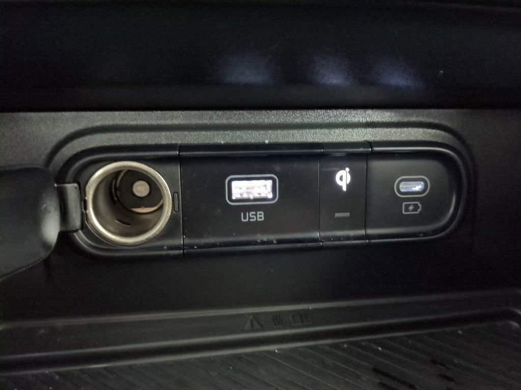 Used 2024 Kia Sportage EX image 26