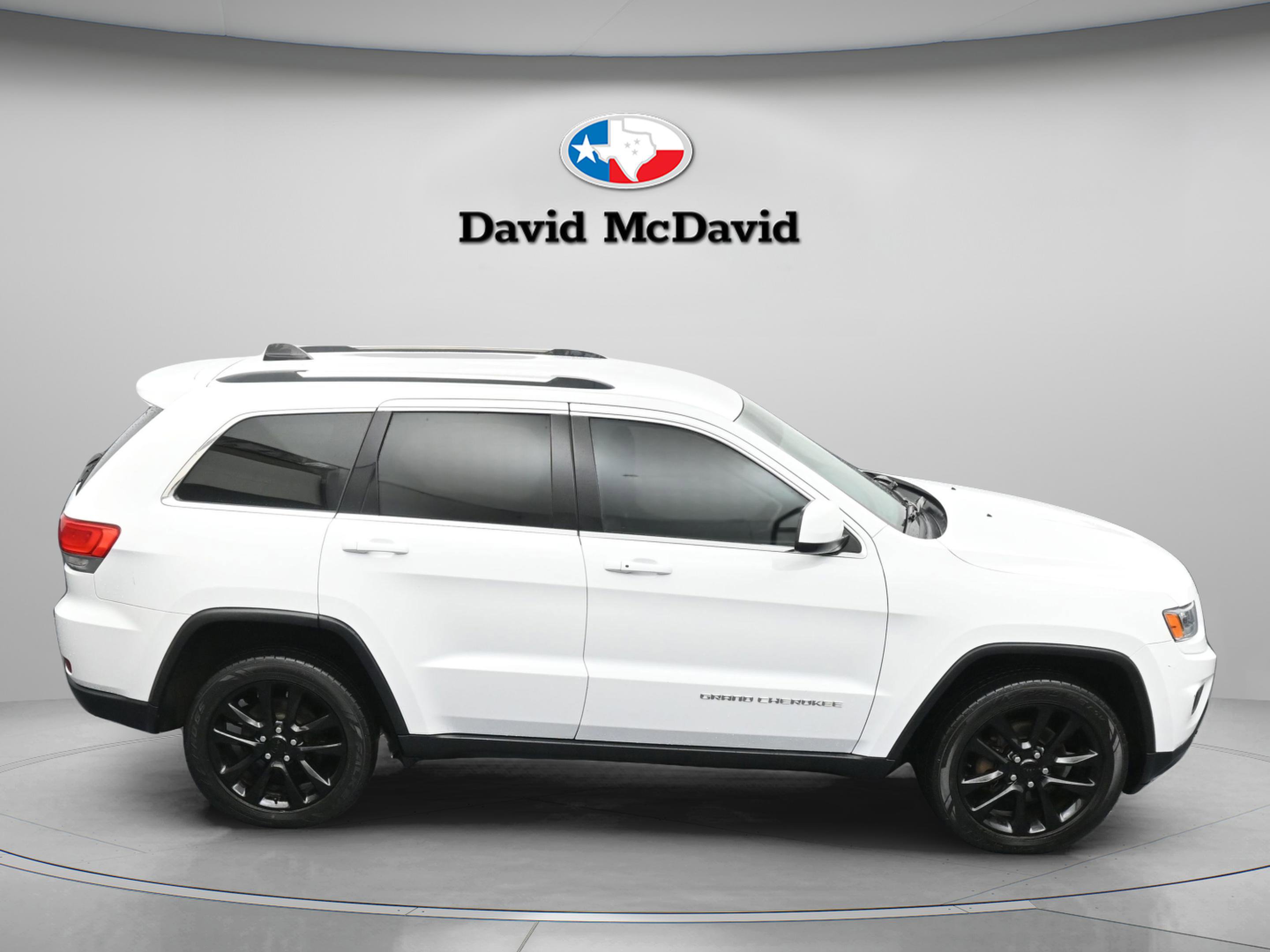 Used 2015 Jeep Grand Cherokee Laredo w/ Quick Order Package 23E AWD/4WD image 38