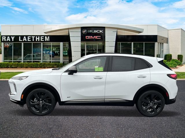 Used 2026 Buick Envision Sport Touring AWD/4WD image 2