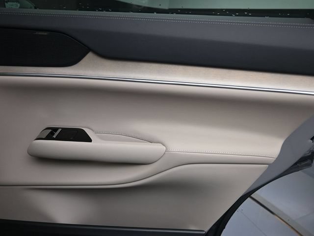 New 2026 Volvo EX90 Plus RWD image 24