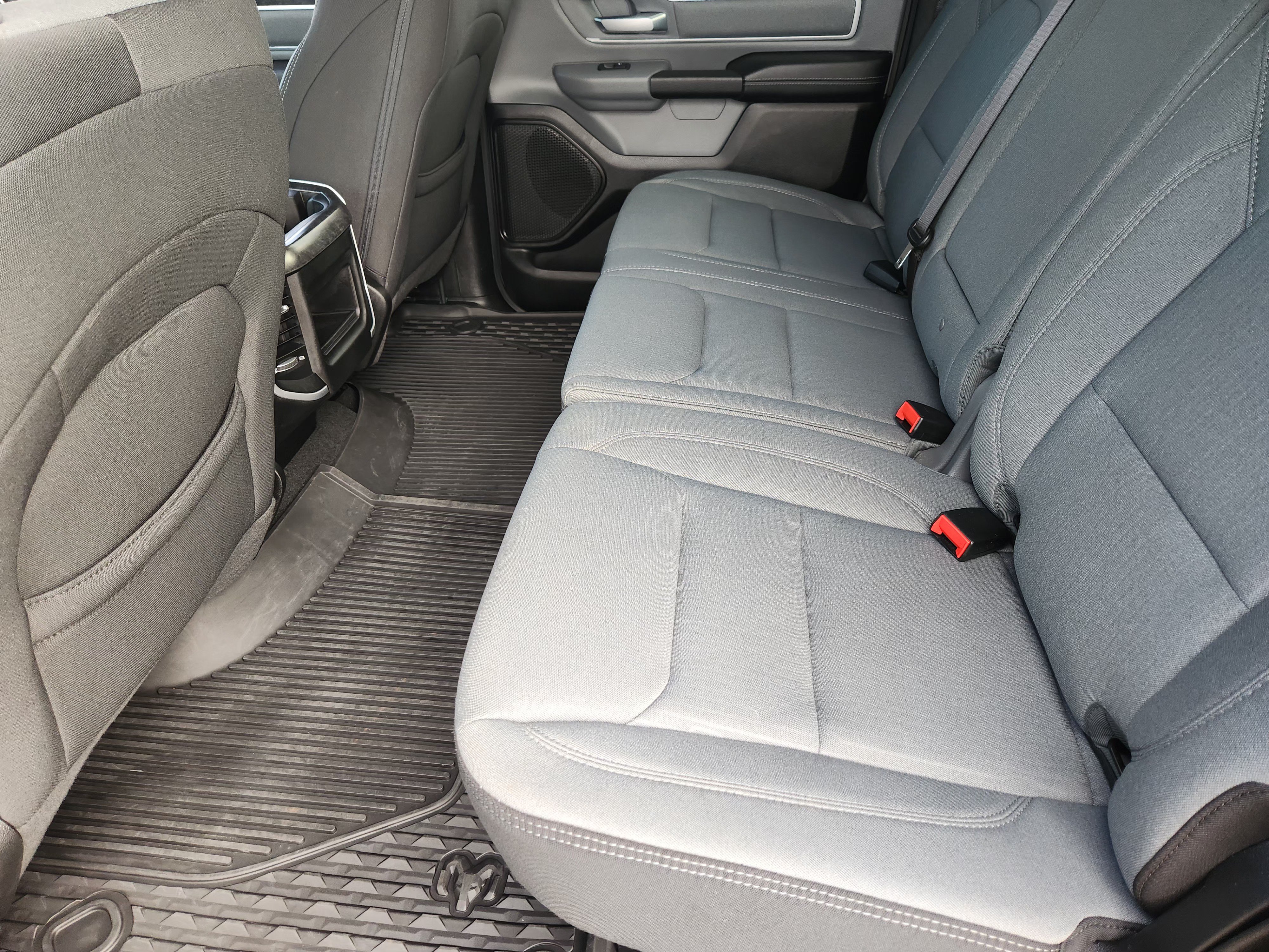 Used 2022 RAM 1500 Big Horn RWD image 32