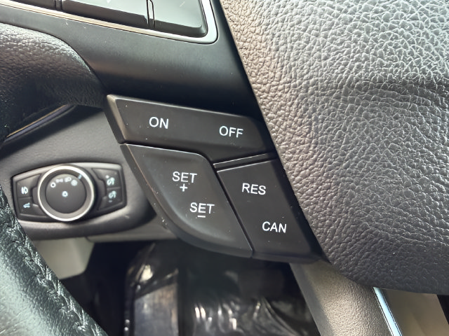 Used 2018 Ford Escape Titanium AWD/4WD image 18