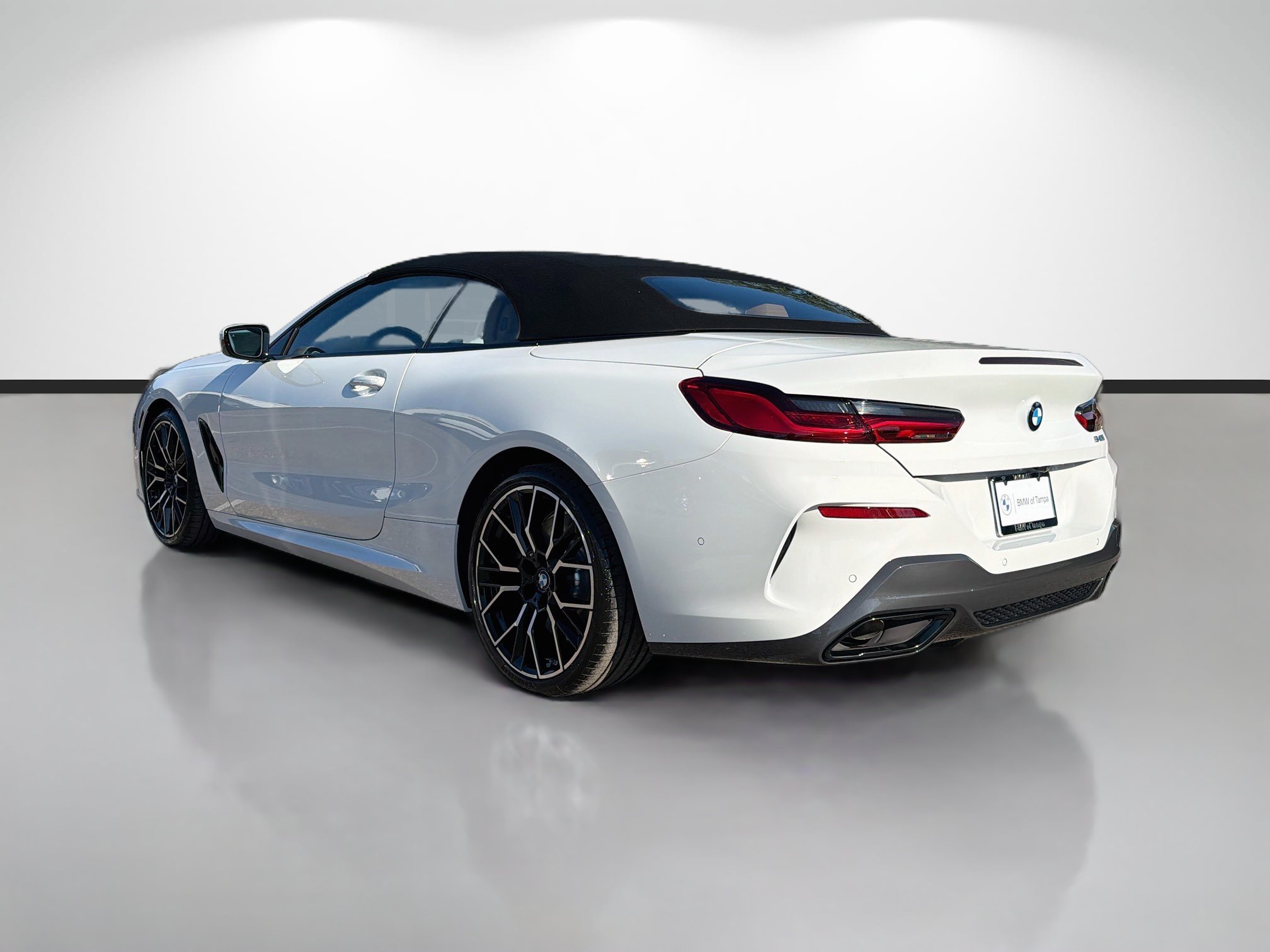 Used 2026 BMW 840i Convertible RWD image 5