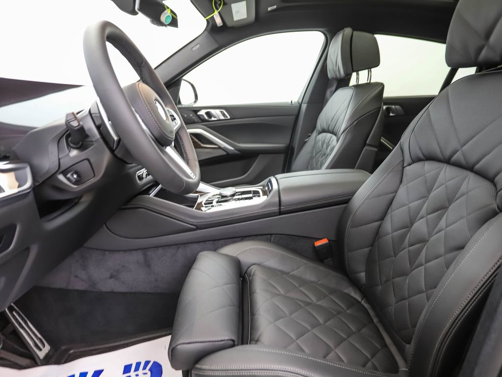 Used 2026 BMW X6 xDrive40i image 12